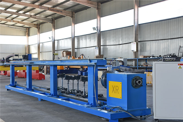 龍門(mén)式數(shù)控切割機(jī)