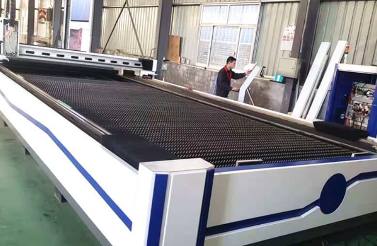 激光切割機(jī)